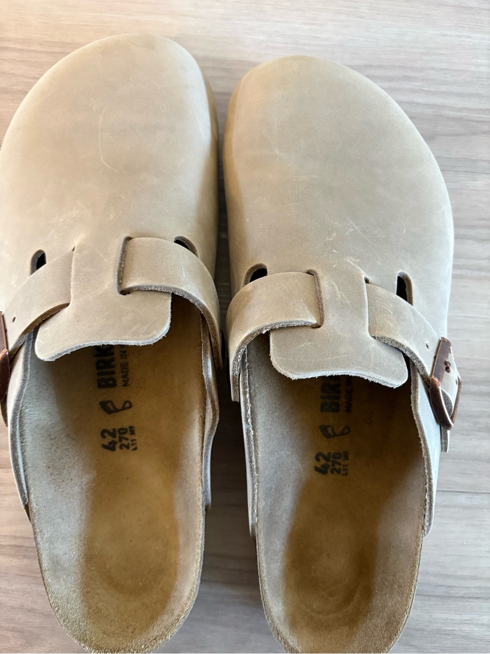 Birkenstock oiled leather Boston Clog - Taupe - Picture 4 of 7